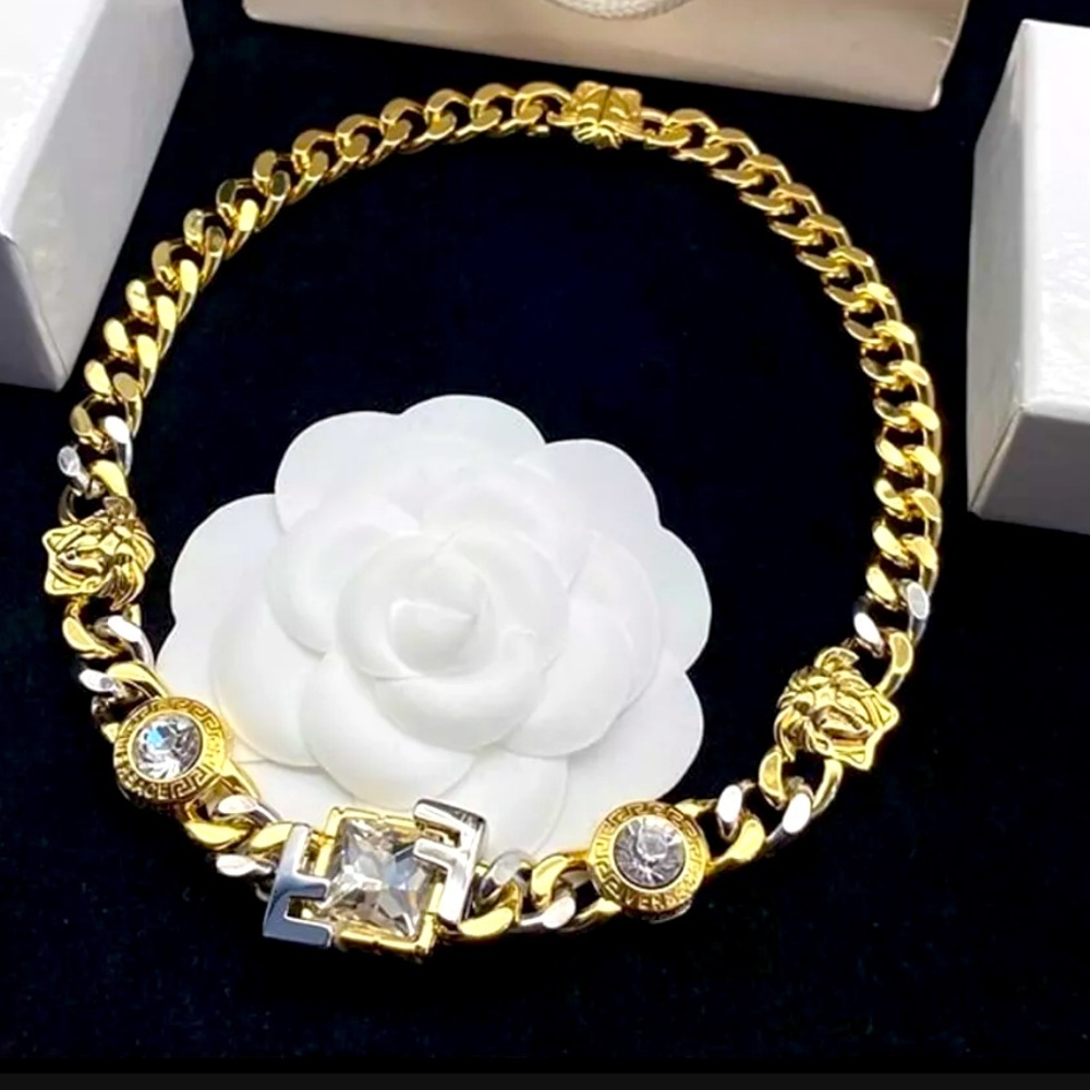Fendace gold necklace Versace Fendi Collab logo Medusa FF thick chain